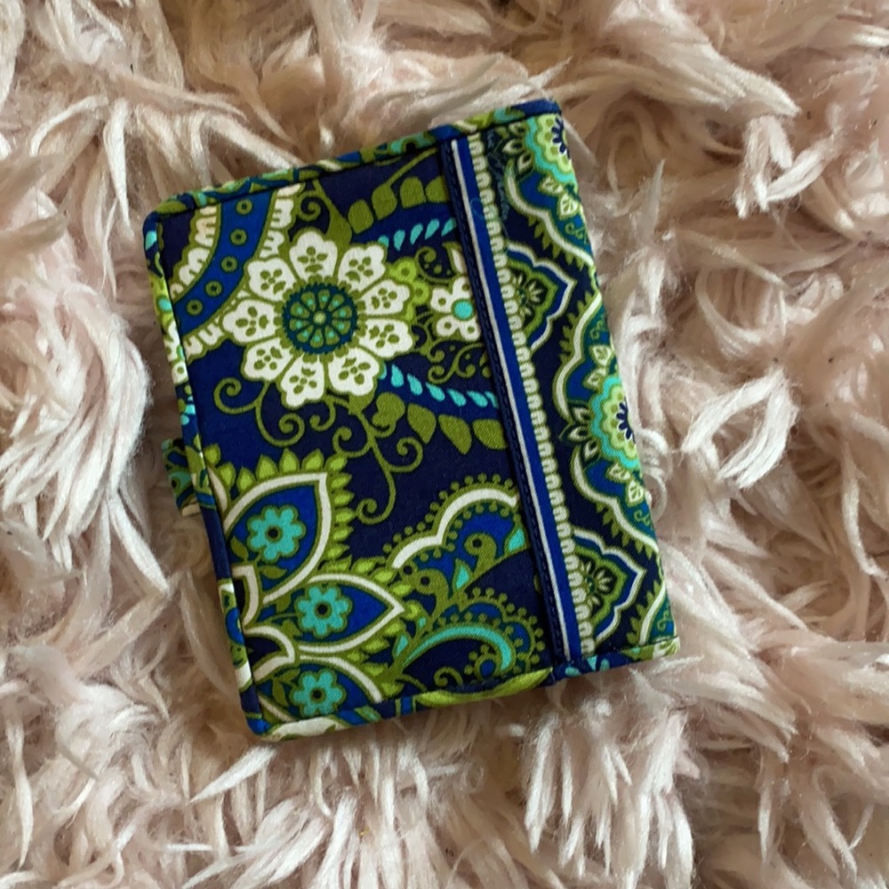 Vera Bradley Passport Case - Picture 3 of 3